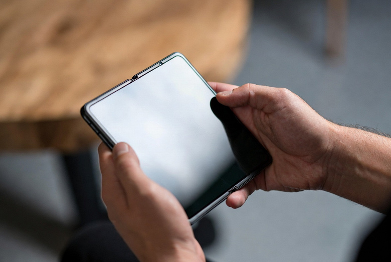 Возвращение к истокам: первый складной iPhone откажется от Face ID и вернёт кнопку Touch ID